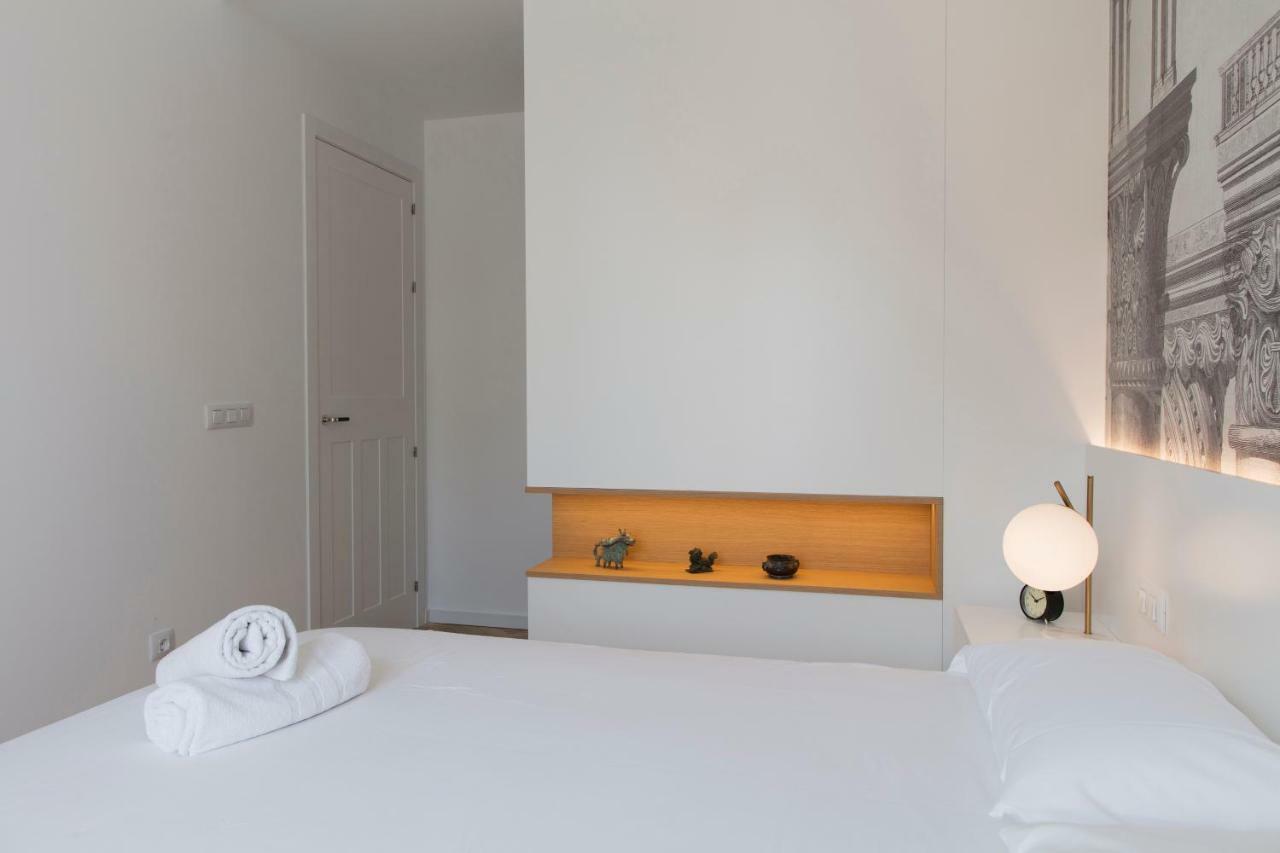 Florit Flats - Chic And Central In A Lively But Quiet Area All Walking Distance บาเลนเซีย ภายนอก รูปภาพ