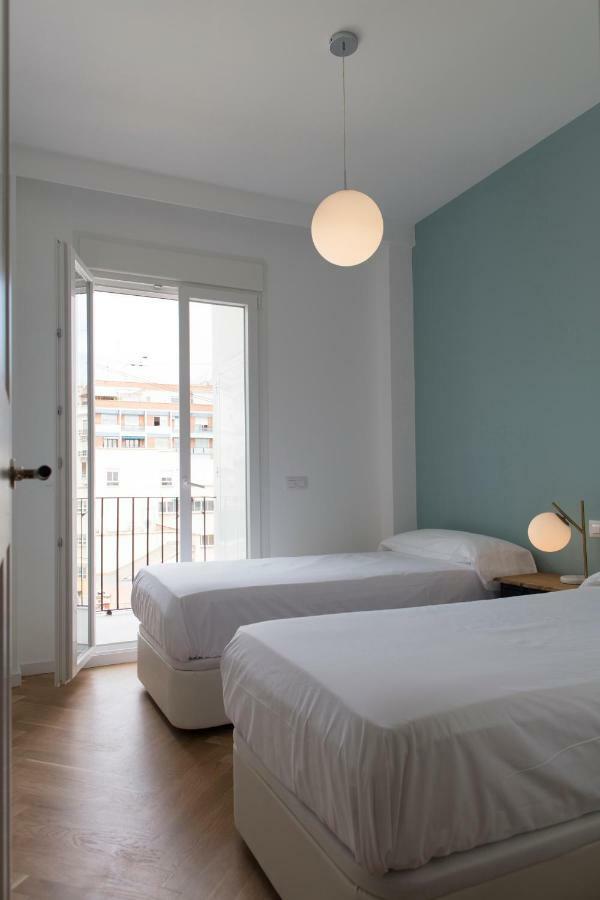 Florit Flats - Chic And Central In A Lively But Quiet Area All Walking Distance บาเลนเซีย ภายนอก รูปภาพ
